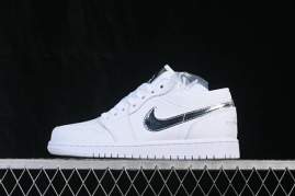 Picture of Air Jordan 1 LOW _SKUfw22911230581563395fw